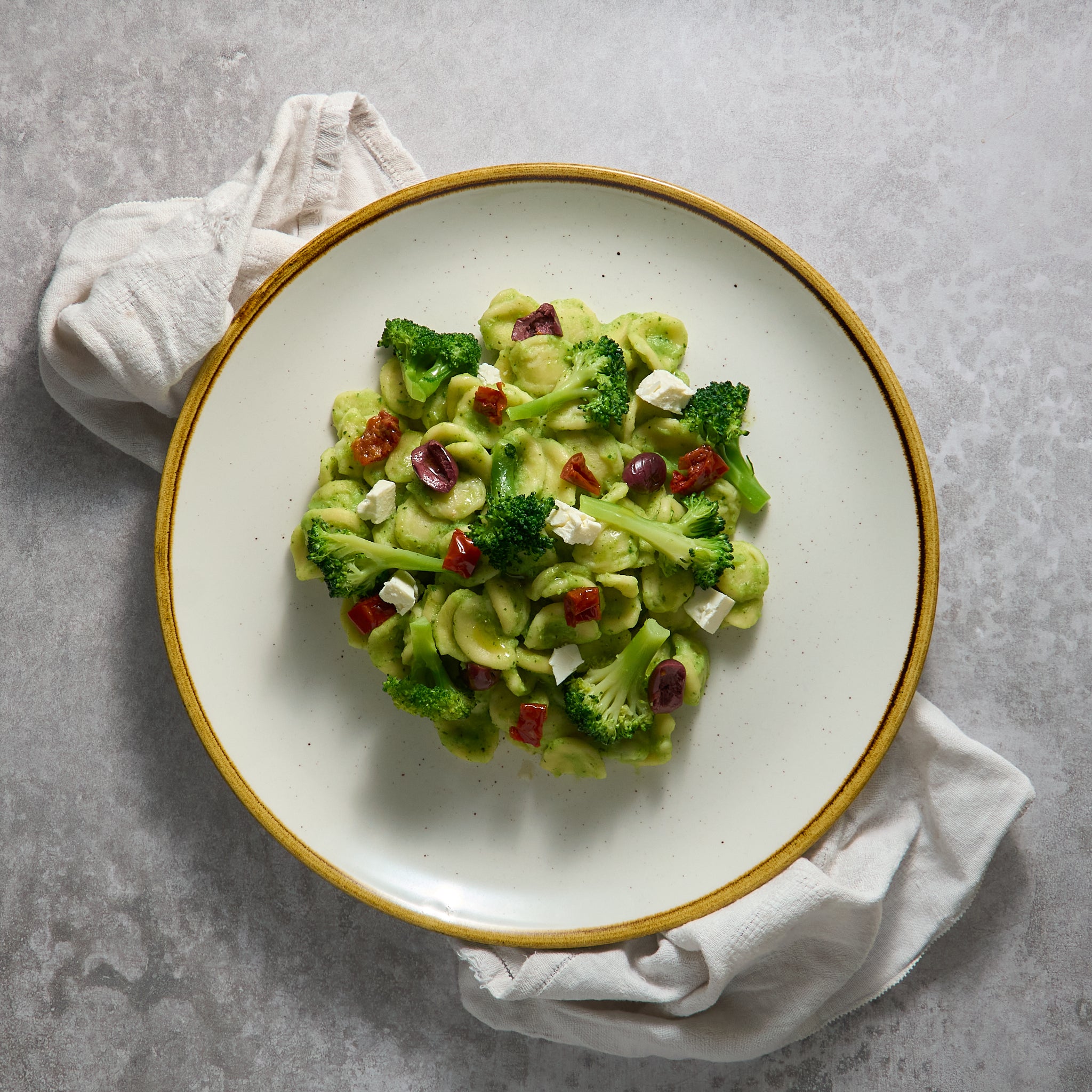 Orecchiette with Broccoli and Sun-Dried Tomates