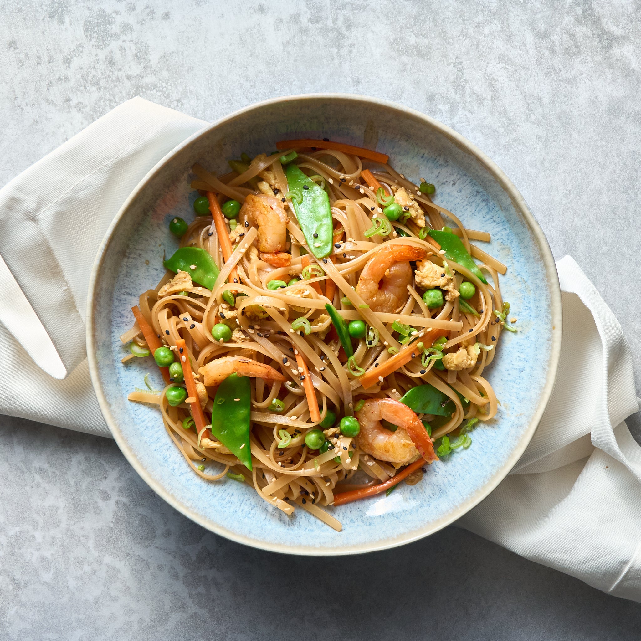 Shrimp Pad Thai with Peas and Carrots