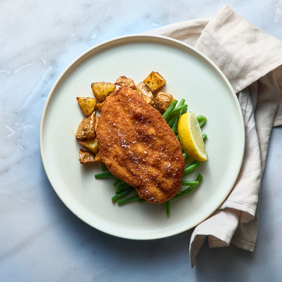 Poulet Pané avec Haricots Verts et Patates au Four