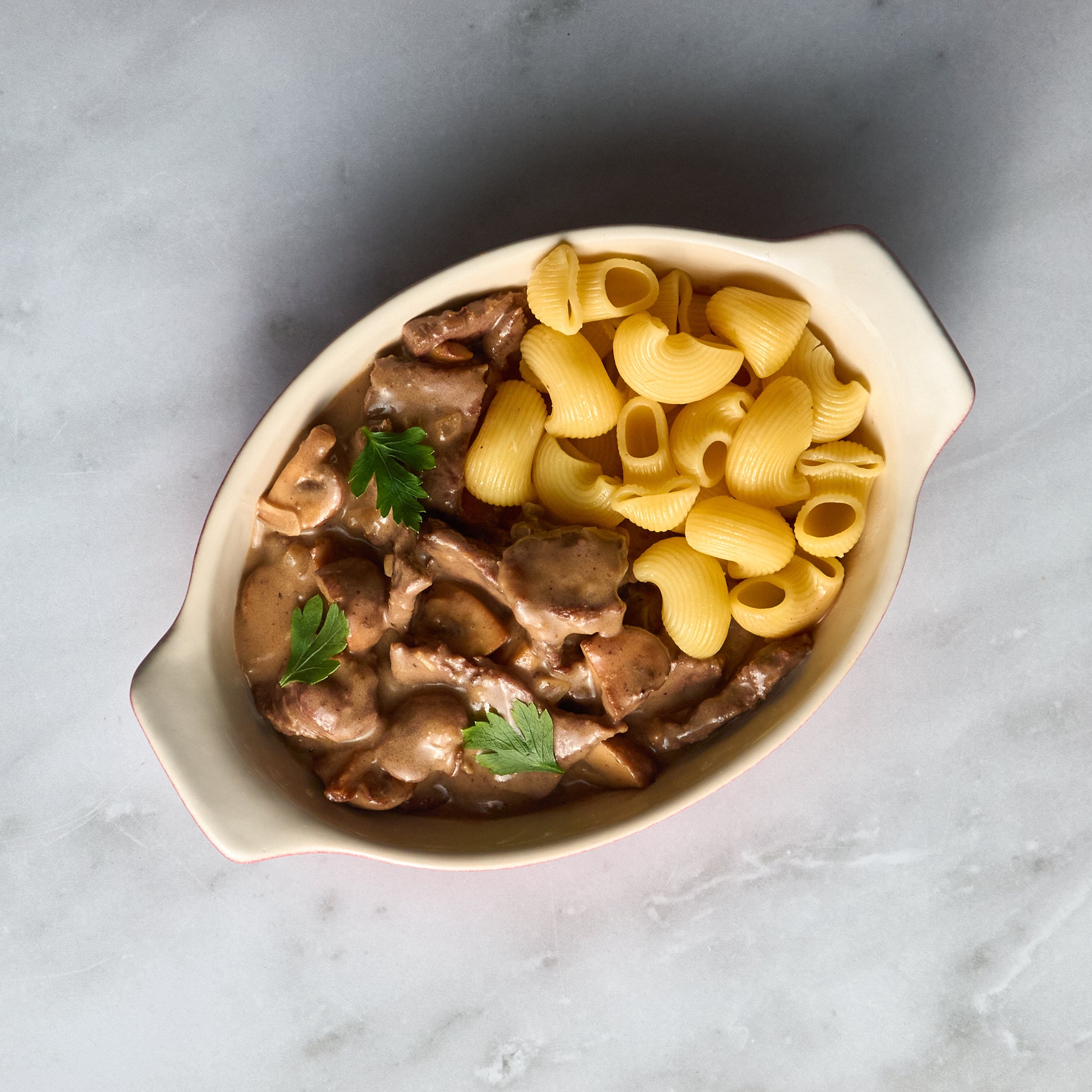 Stroganoff di Manzo con Funghi e Pasta